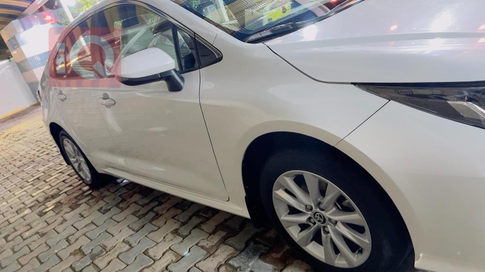 تۆیۆتا کۆرۆلا